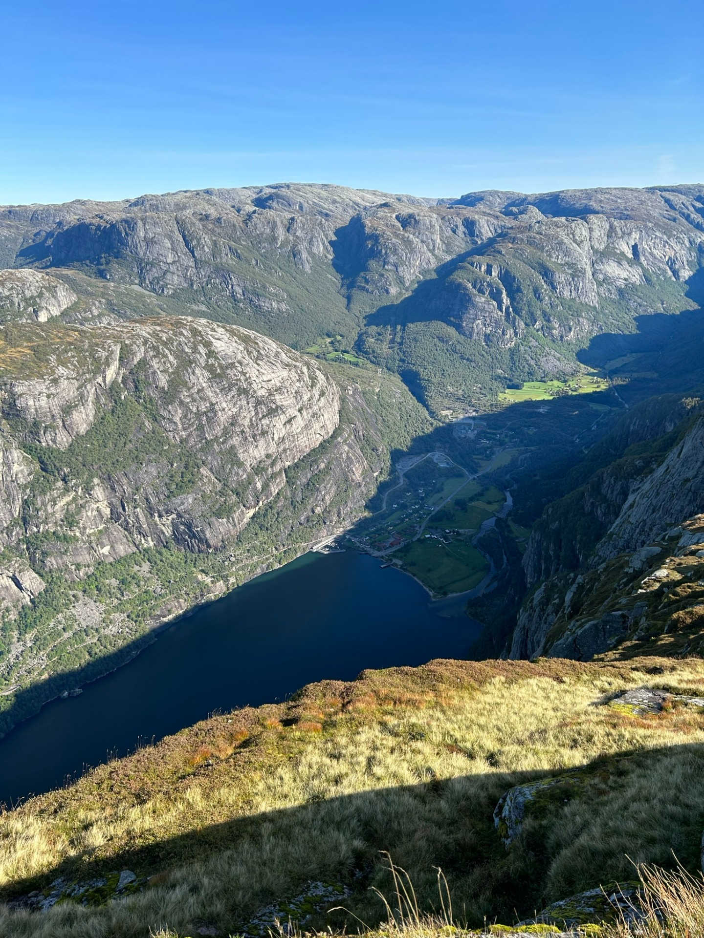 Pohled na městečko Lysebotn